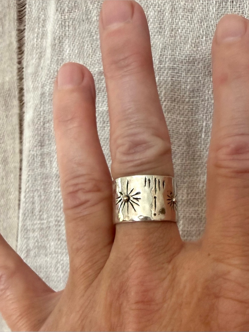 Sundance Silver Ring - Picture 4 of 10